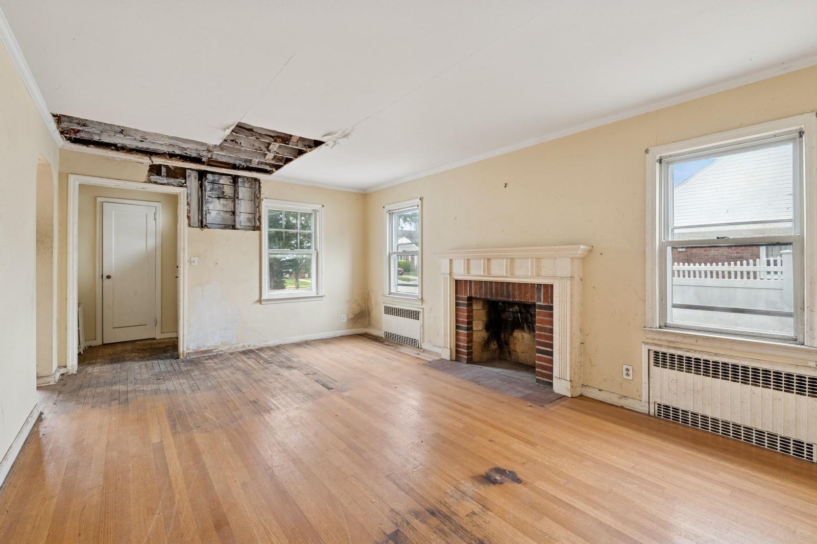 29 Seaman Avenue, Rockville Centre, New York image 8