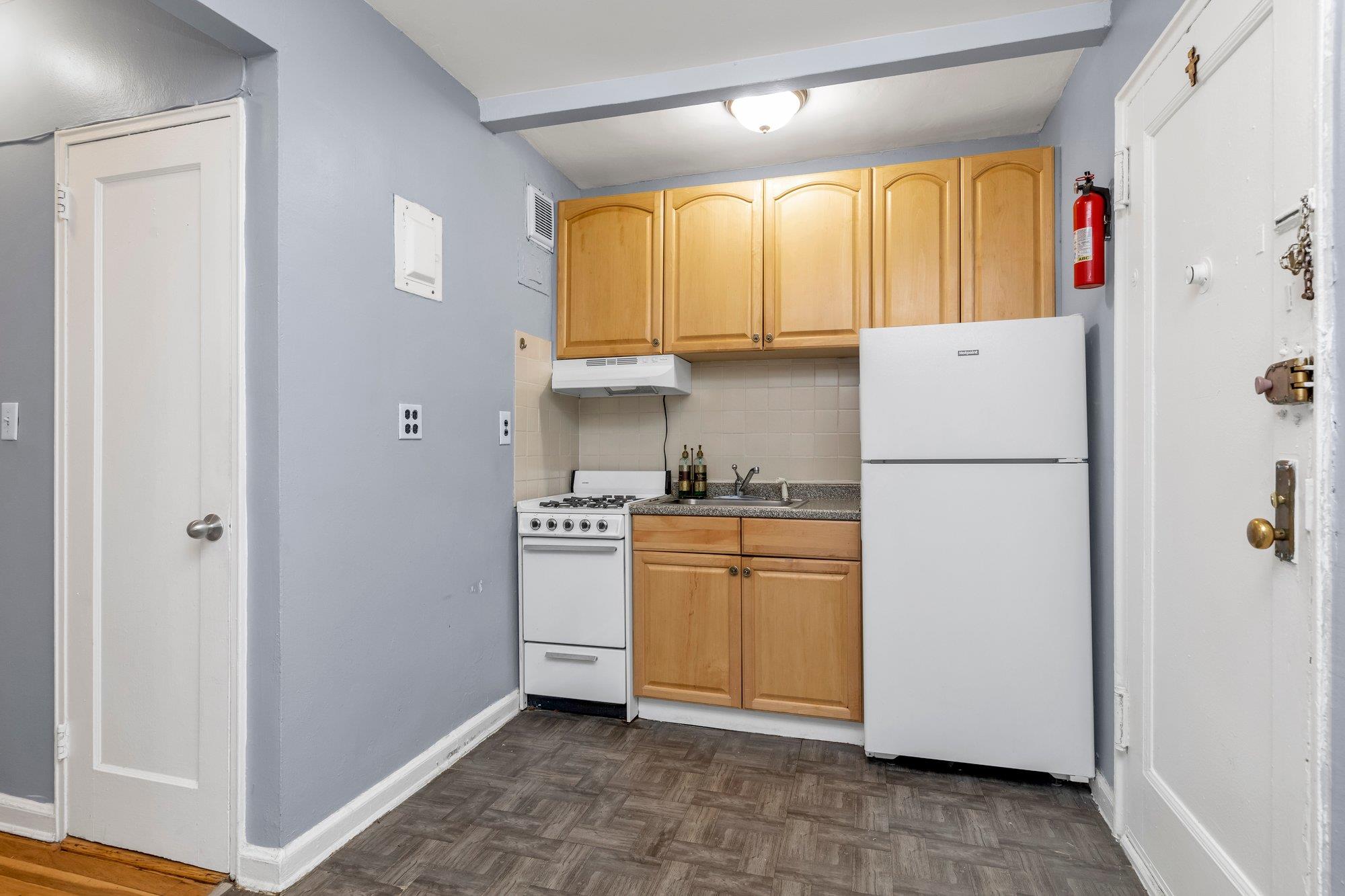 84-19 51st Avenue #2E, Elmhurst, New York image 9