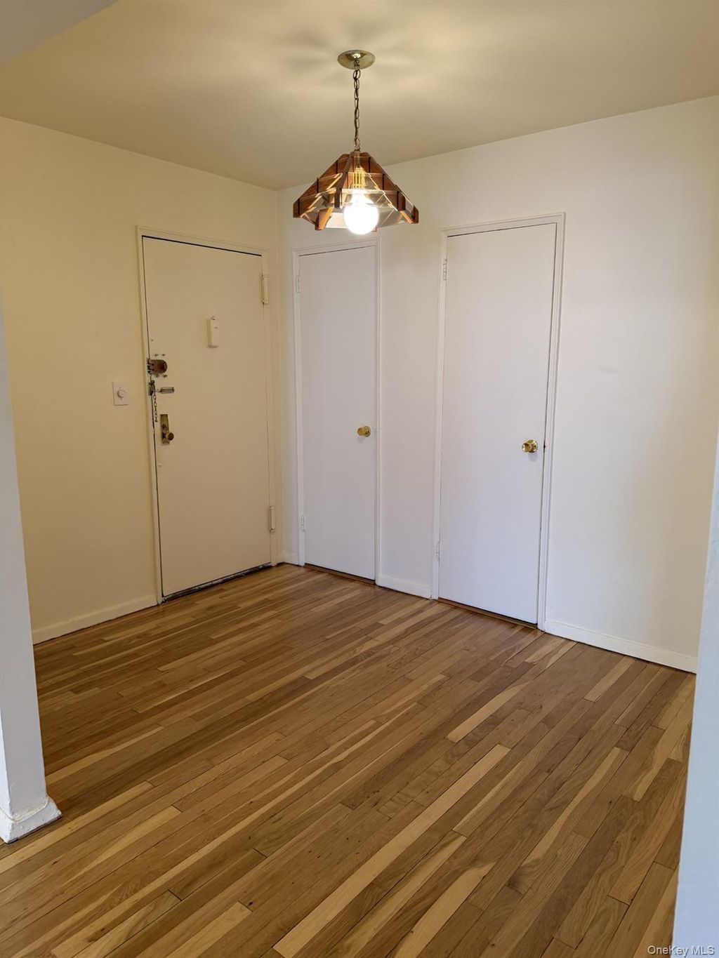 Photo of 125 Bronx River Road #7A, Yonkers, NY 10704 (MLS # 955858)