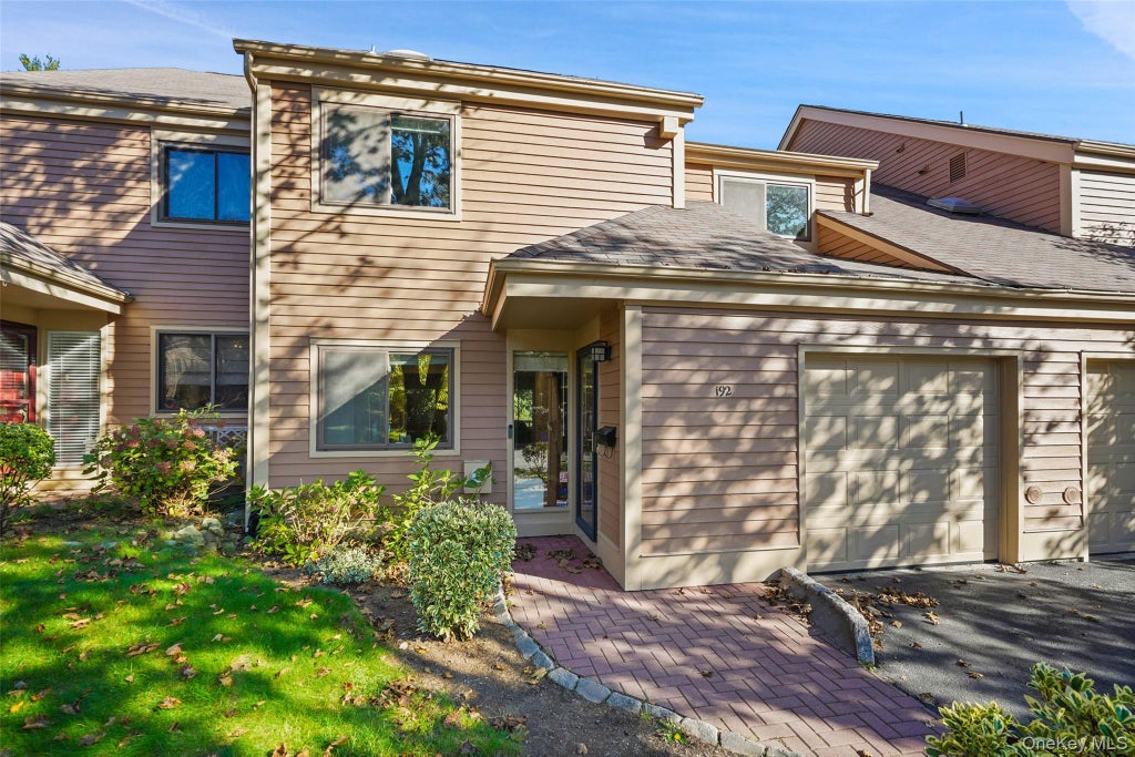 Photo of 192 Ivy Hill Crescent, Rye Brook, NY 10573 (MLS # 1061125)