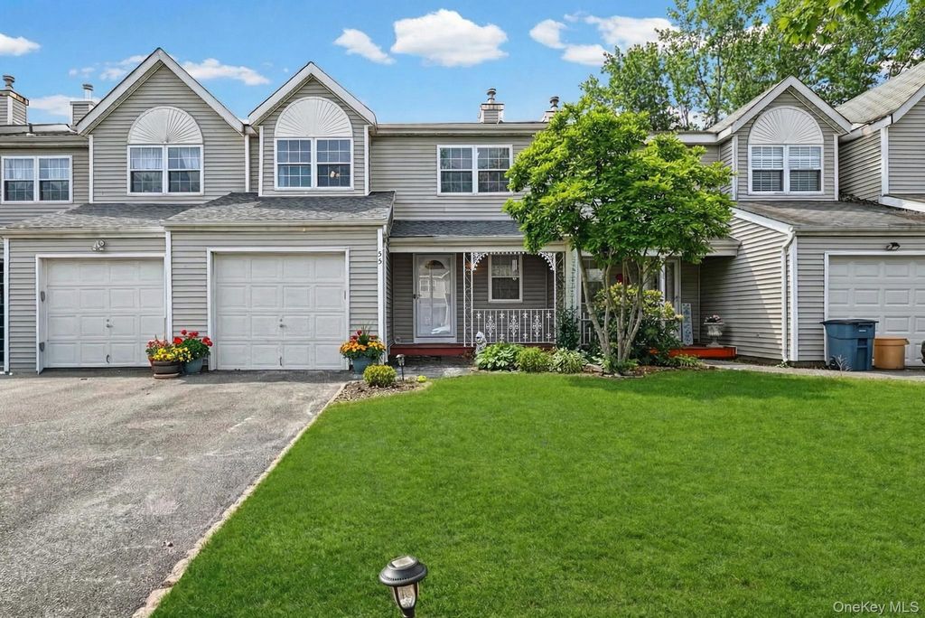 Photo of 55 Cherry Street, Central Islip, NY 11722 (MLS # 957825)