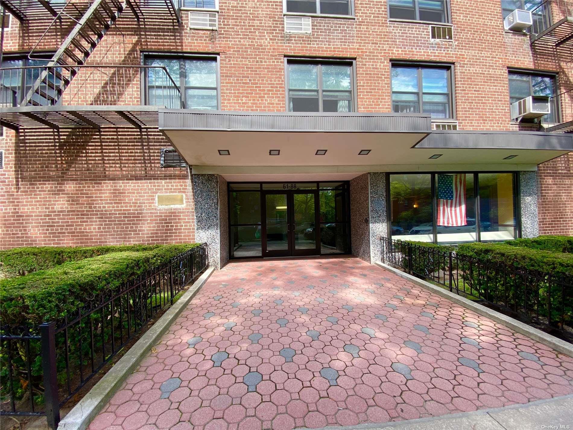 Property for Sale at Dry Harbor Road 4G, Middle Village, Queens, NY - Bedrooms: 2 
Bathrooms: 2  - $415,000