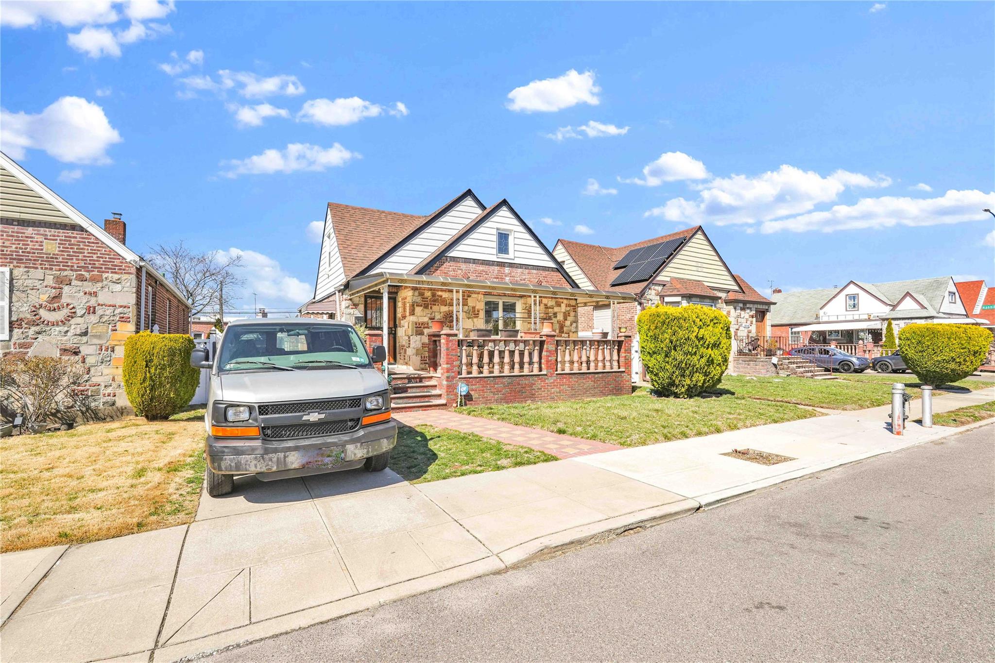 183-65 Elmira Avenue, Saint Albans, New York image 2