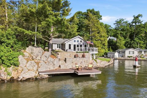 Homes For Sale - 53 Shore Avenue<br/> Orange County, Greenwood Lake, NY 10925