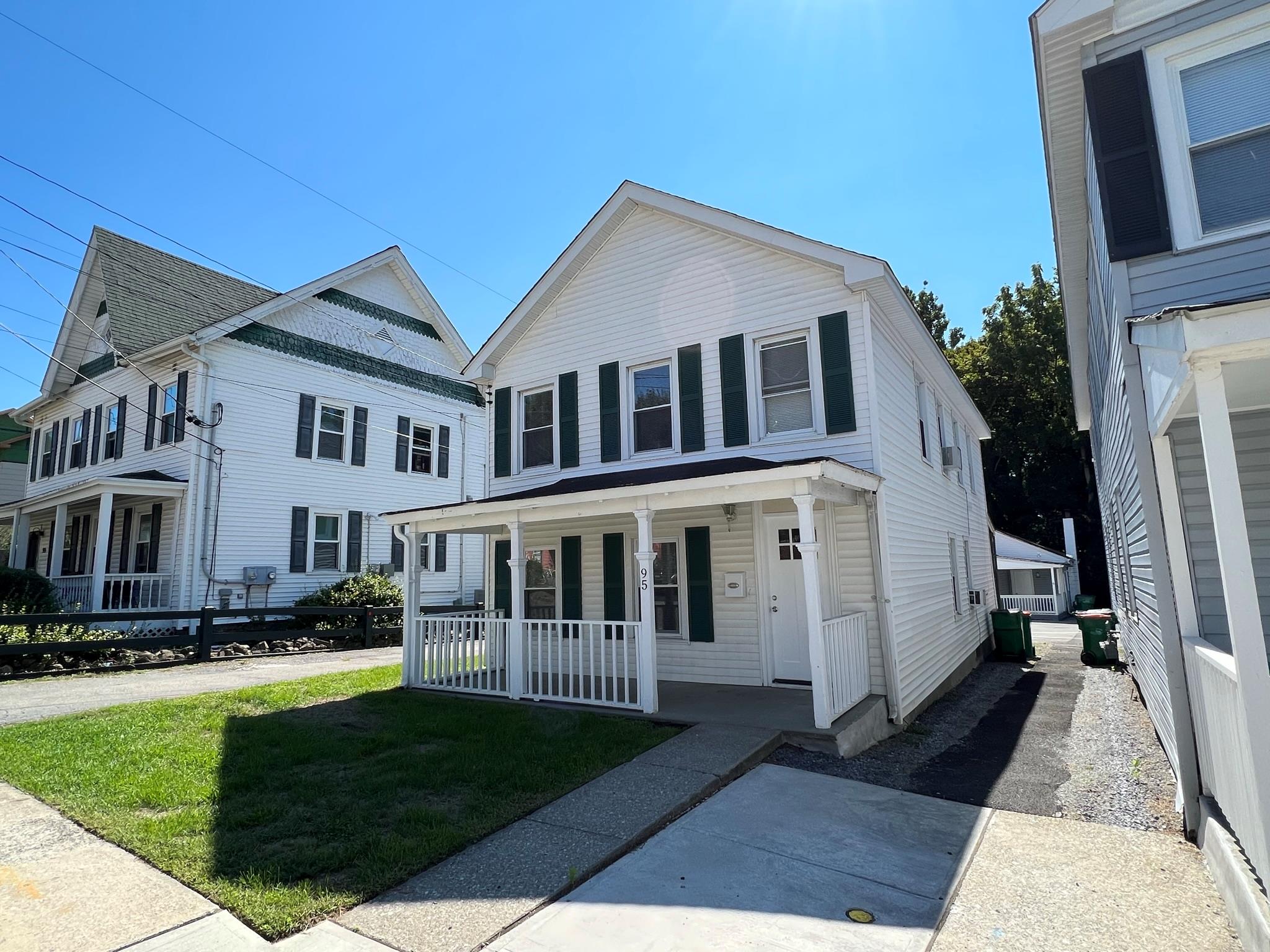 95 E Main Street, Beacon, Florida image 1