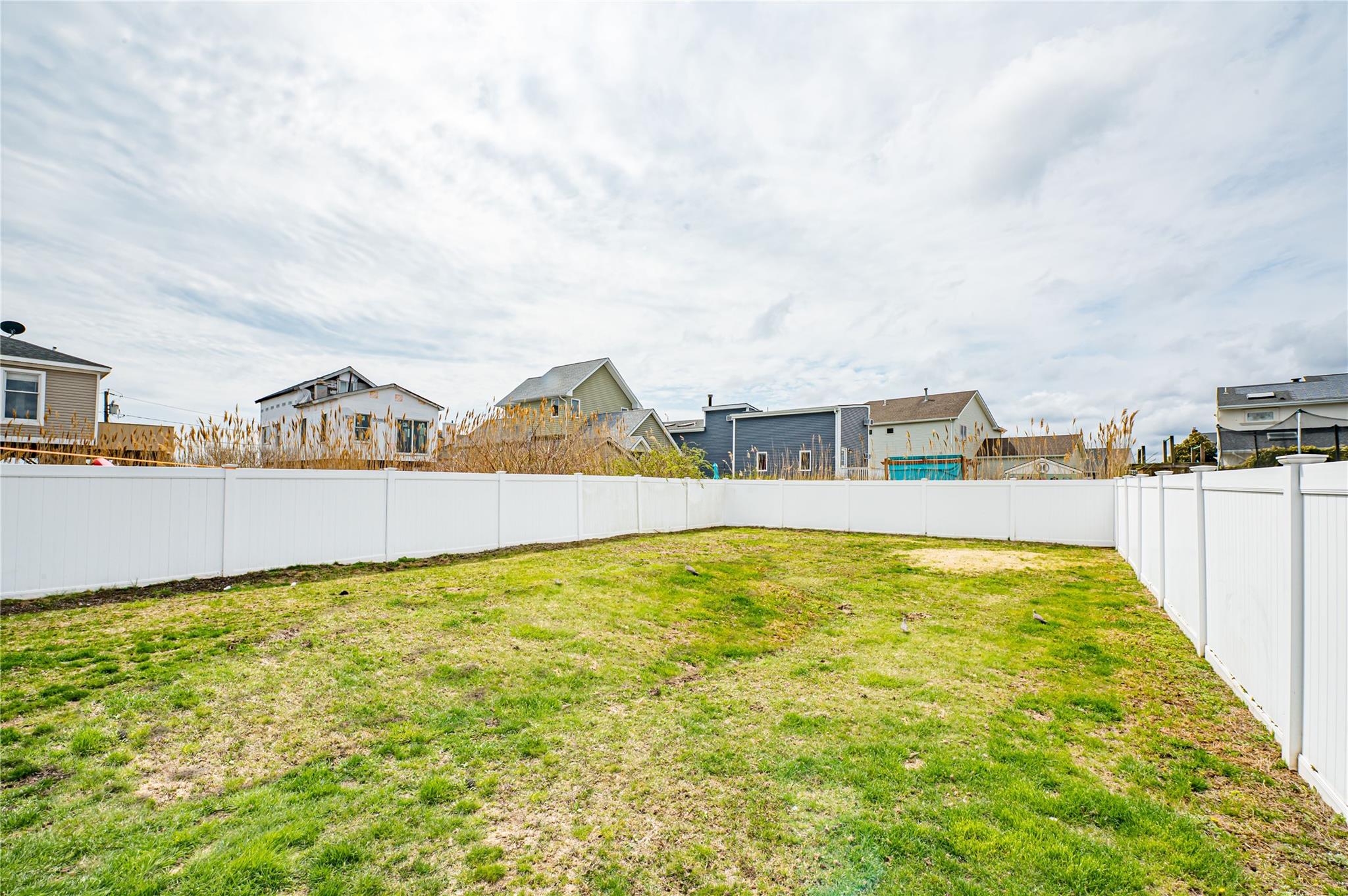 885 Surf Street, Lindenhurst, New York image 17
