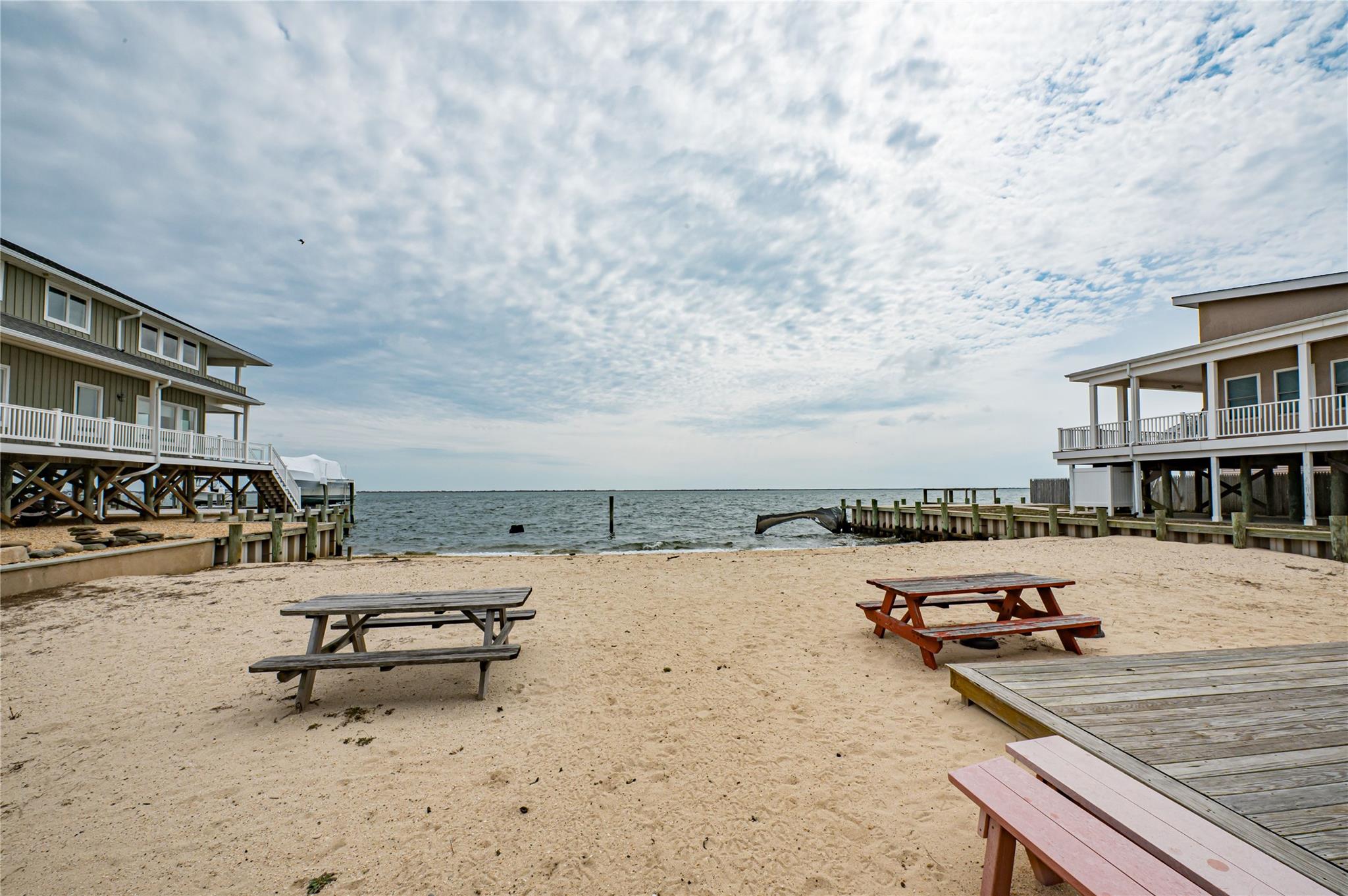 885 Surf Street, Lindenhurst, New York image 22