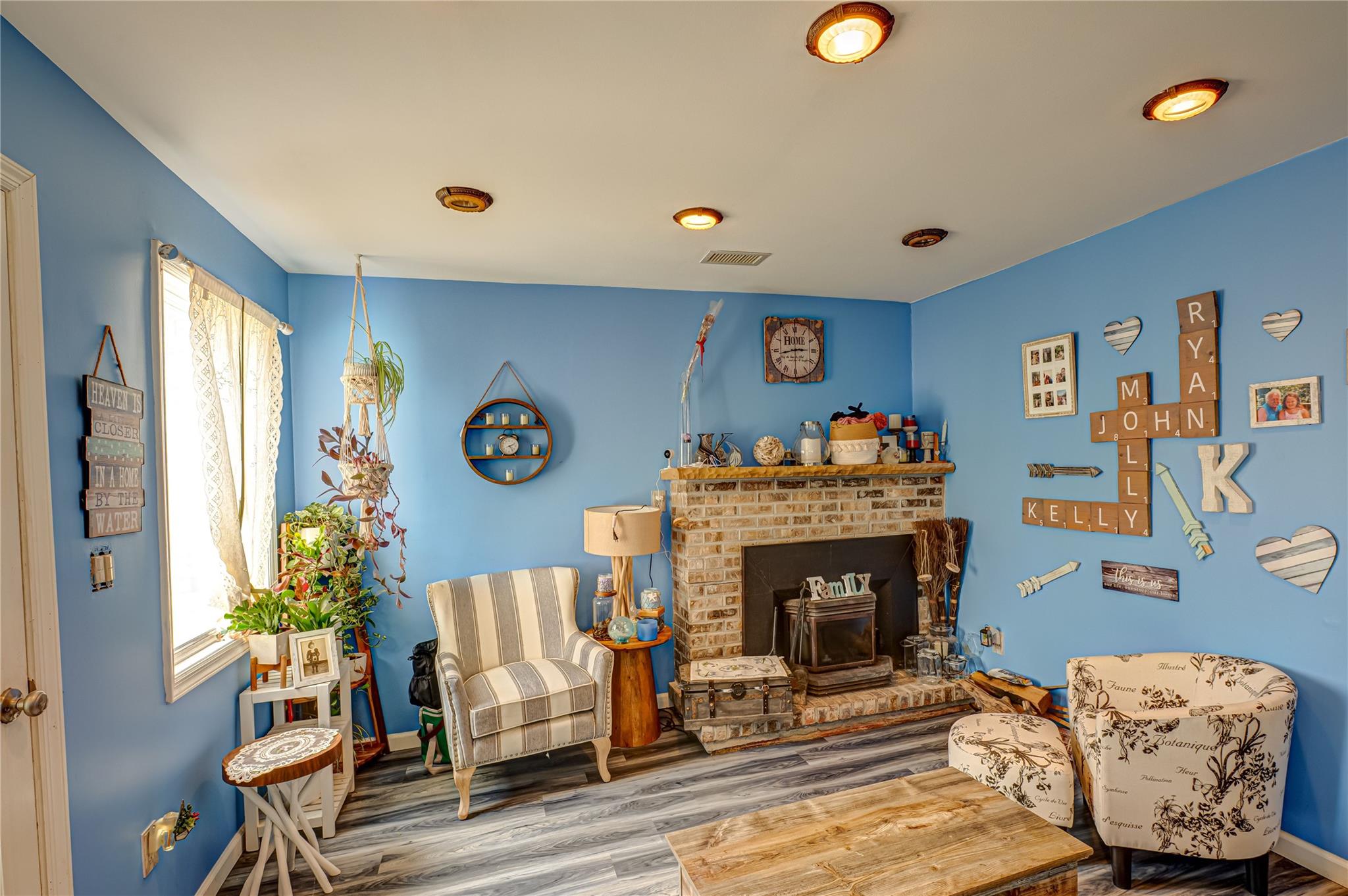 885 Surf Street, Lindenhurst, New York image 3