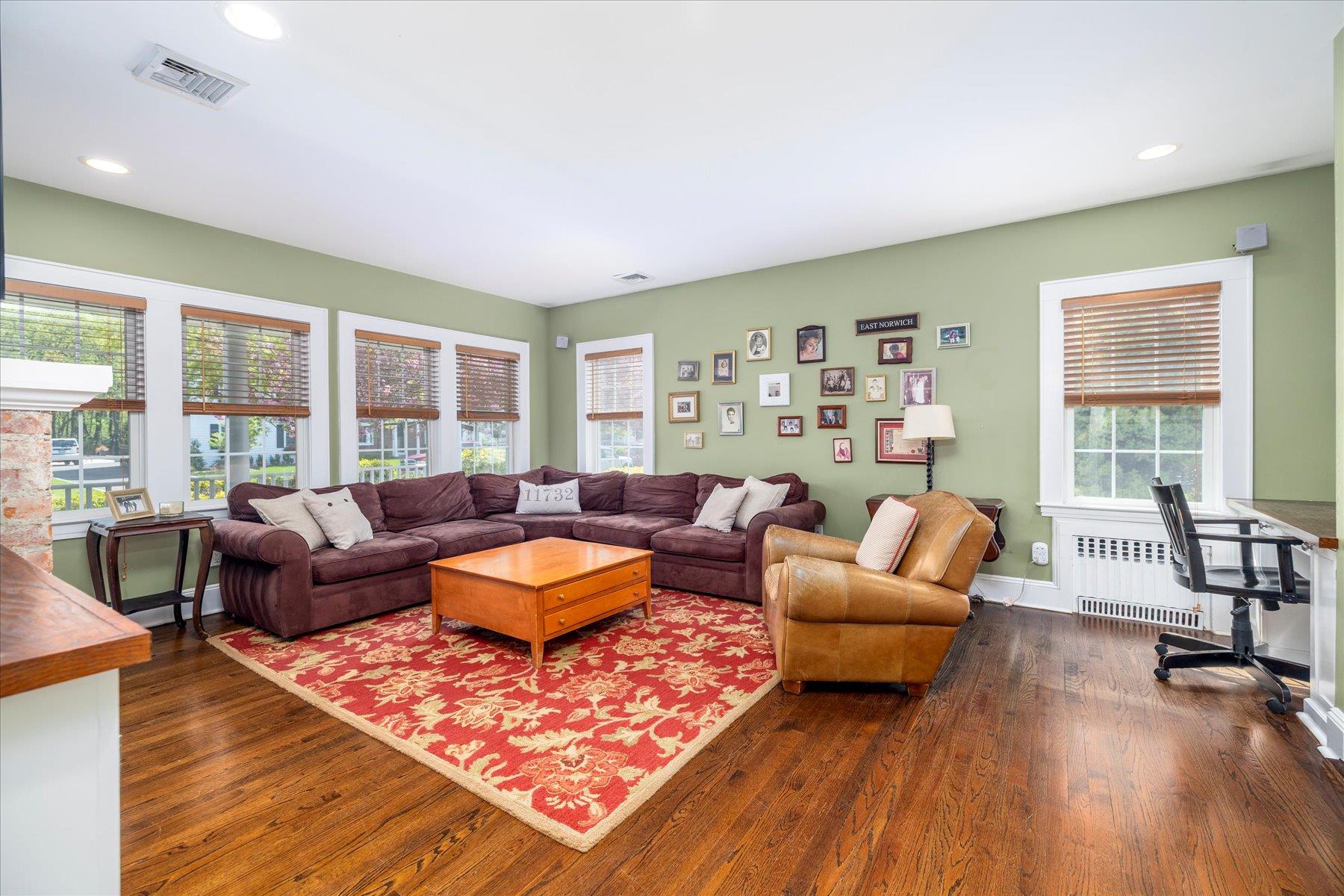 36 Locust Avenue, East Norwich, New York image 13