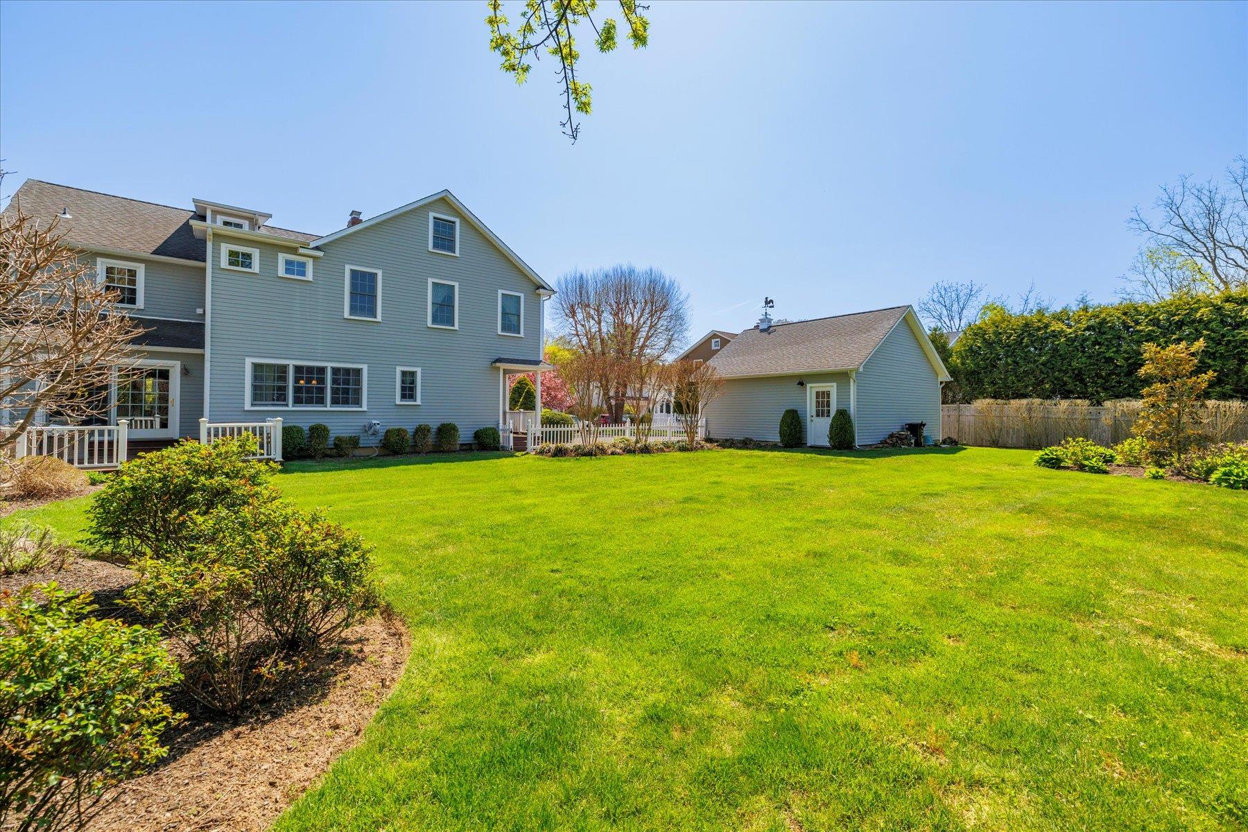36 Locust Avenue, East Norwich, New York image 27