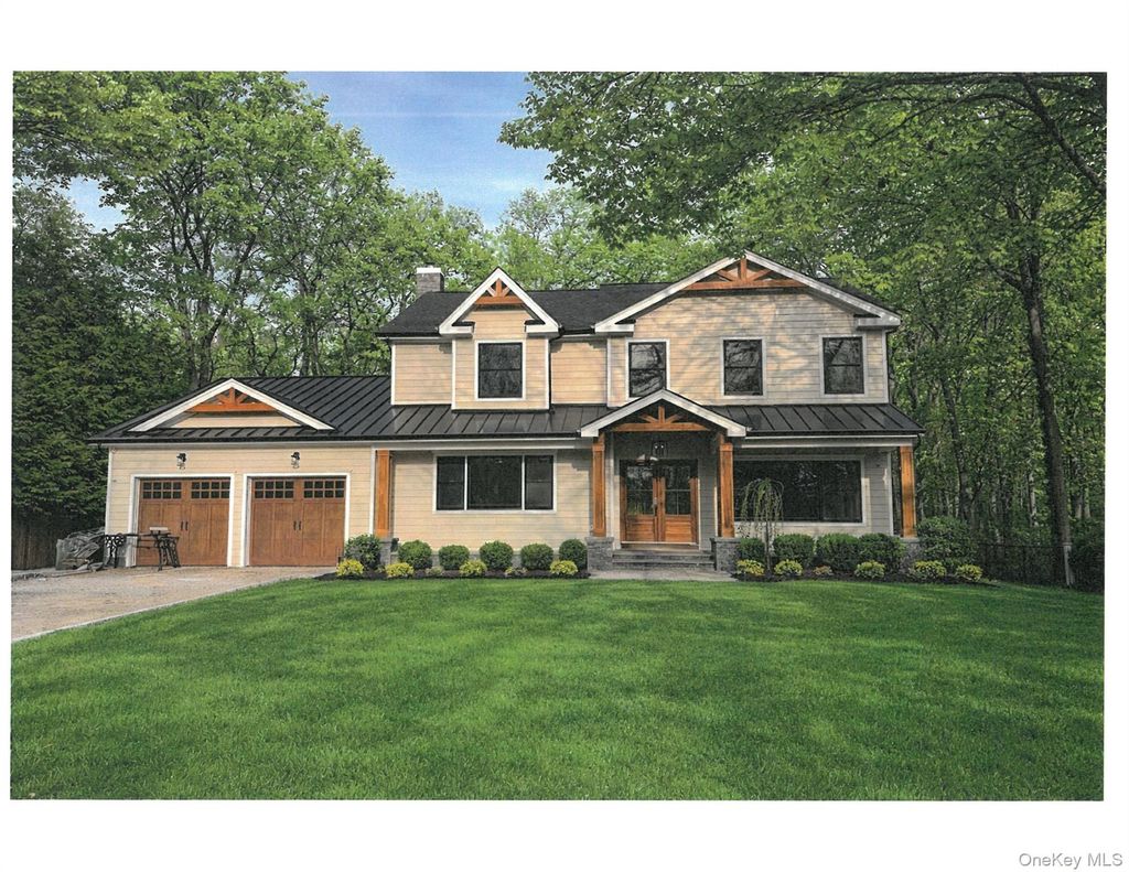 Photo of 51 Edgewood Avenue, Oakdale, NY 11769 (MLS # 986308)