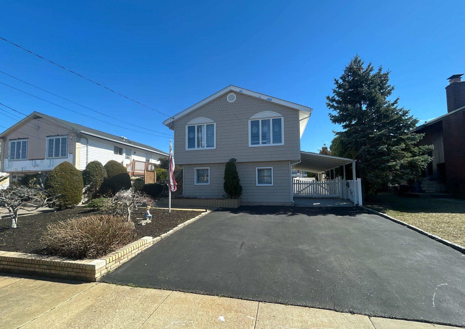 929 S Long Beach Avenue, Freeport, New York image 1