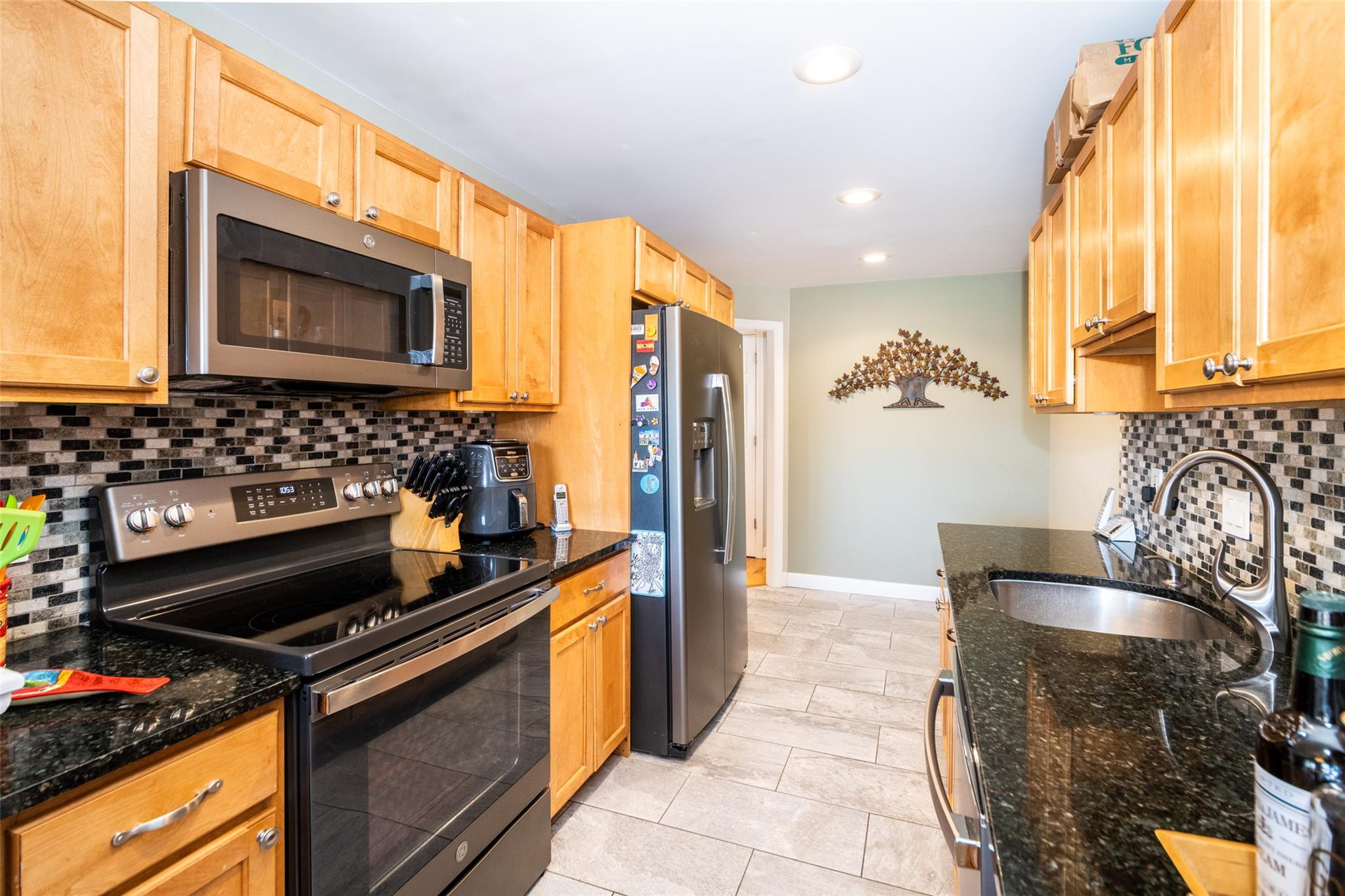 107 N Broadway 114
