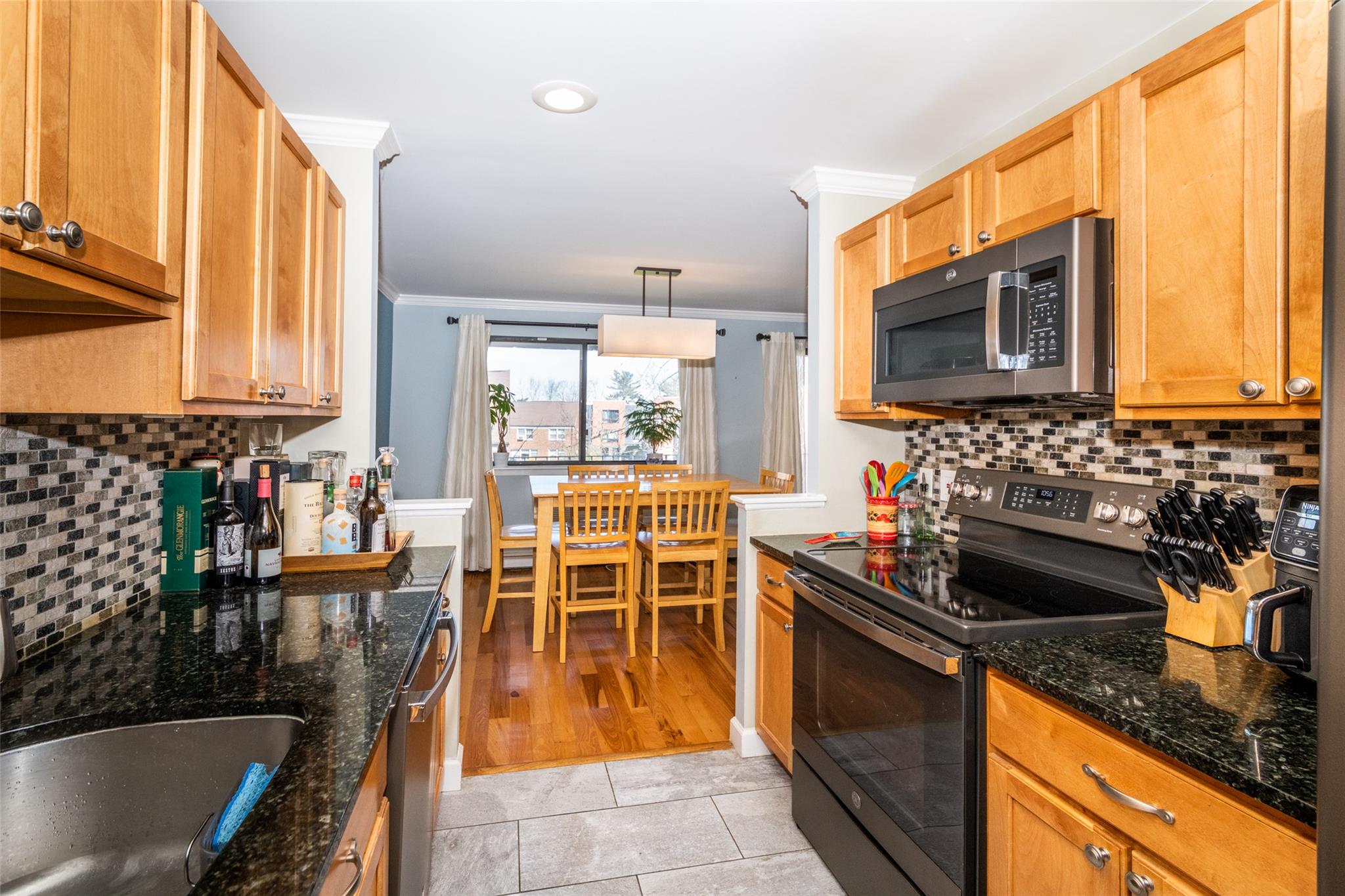 107 N Broadway 114