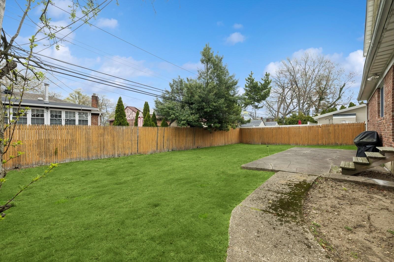 1566 Kew Avenue, Hewlett, New York image 23