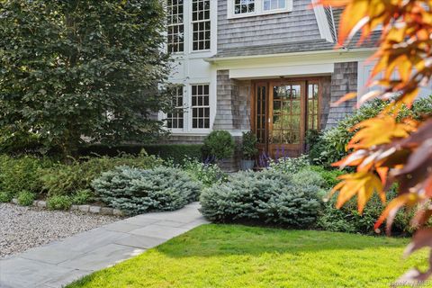 231 Flying Point Road Southampton NY 11968