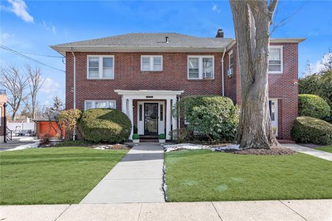 32-29 162nd Street Flushing NY 11358