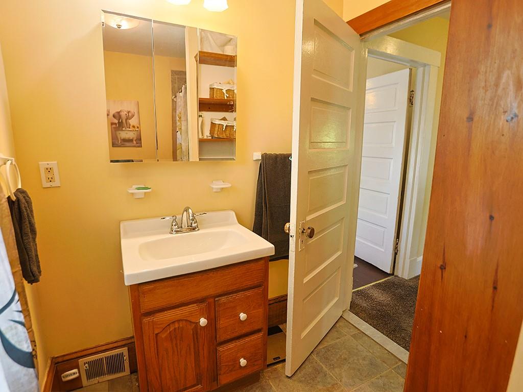 207 Highland Avenue, Maybrook, New York image 23