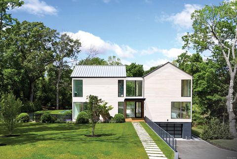 1739 Millstone Road Sag Harbor NY 11963