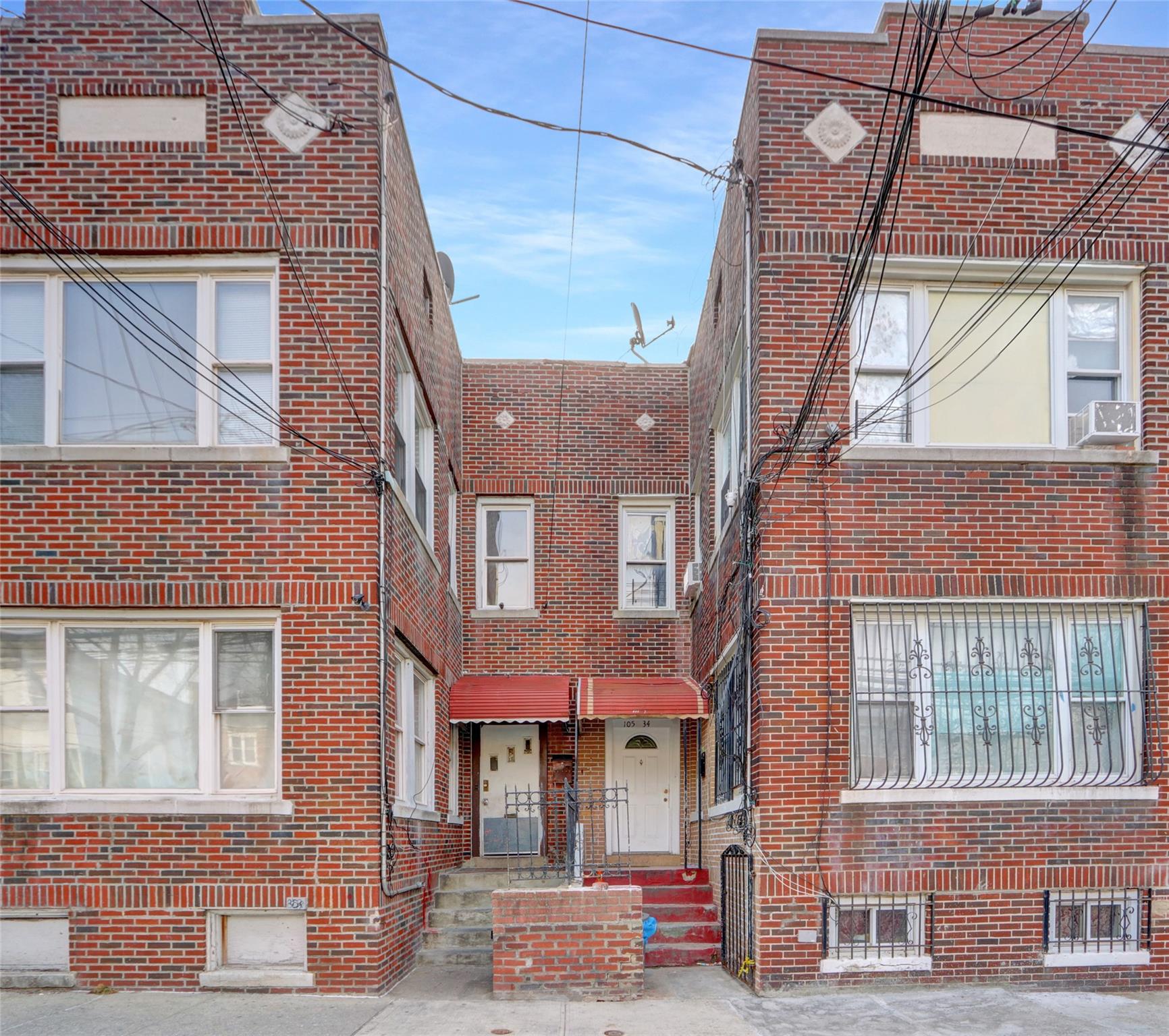 Otis Avenue, Corona, Queens, NY - 7 Bedrooms  
3 Bathrooms - 