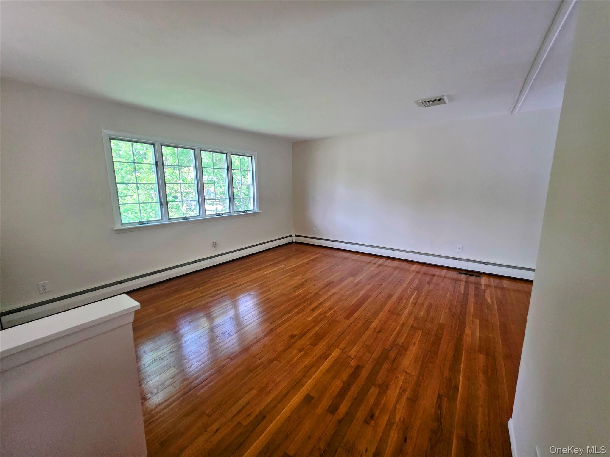 25 Oakwood Drive
