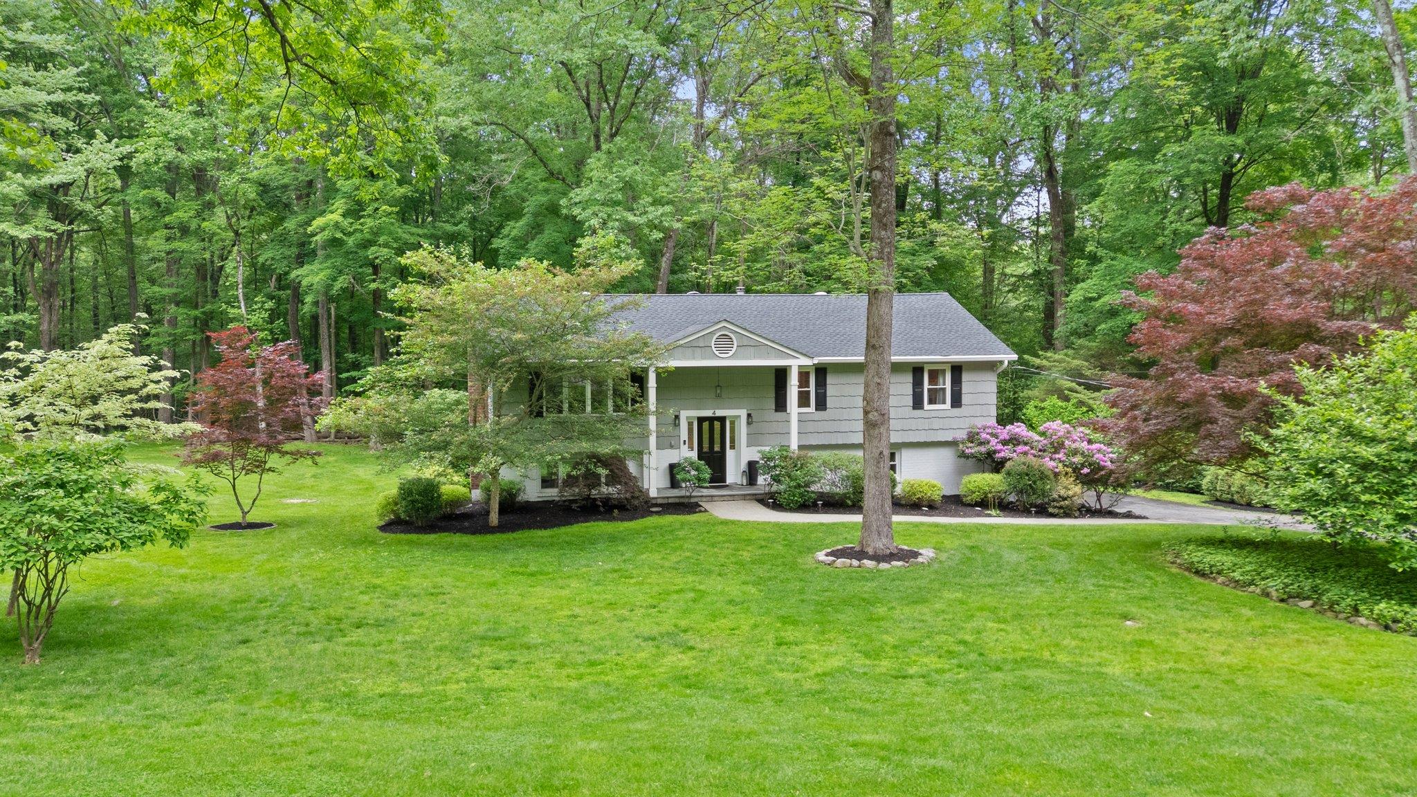 4 Verona Place, Mahopac, New York image 1