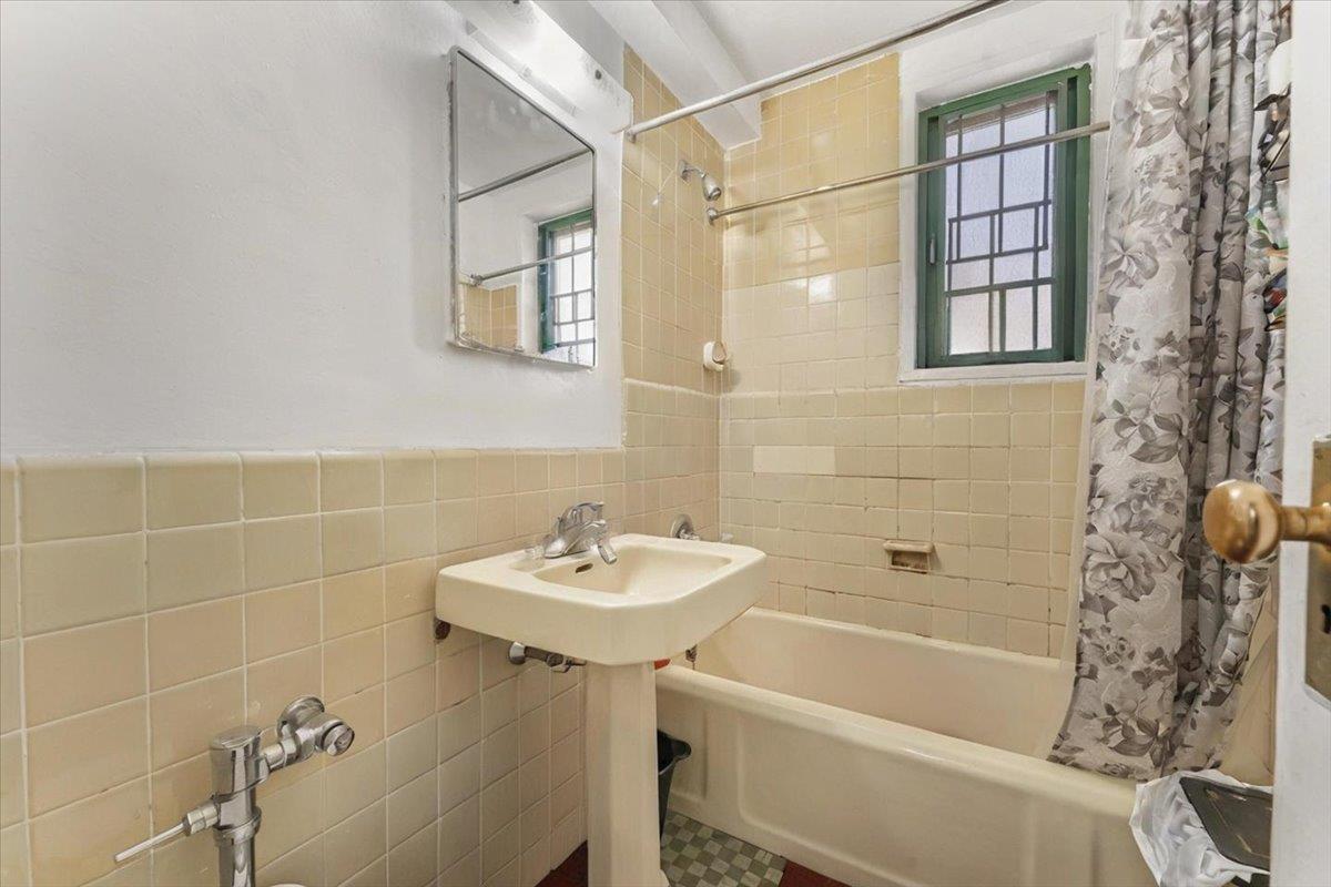 7 Metropolitan Oval #5A, Bronx, New York image 6
