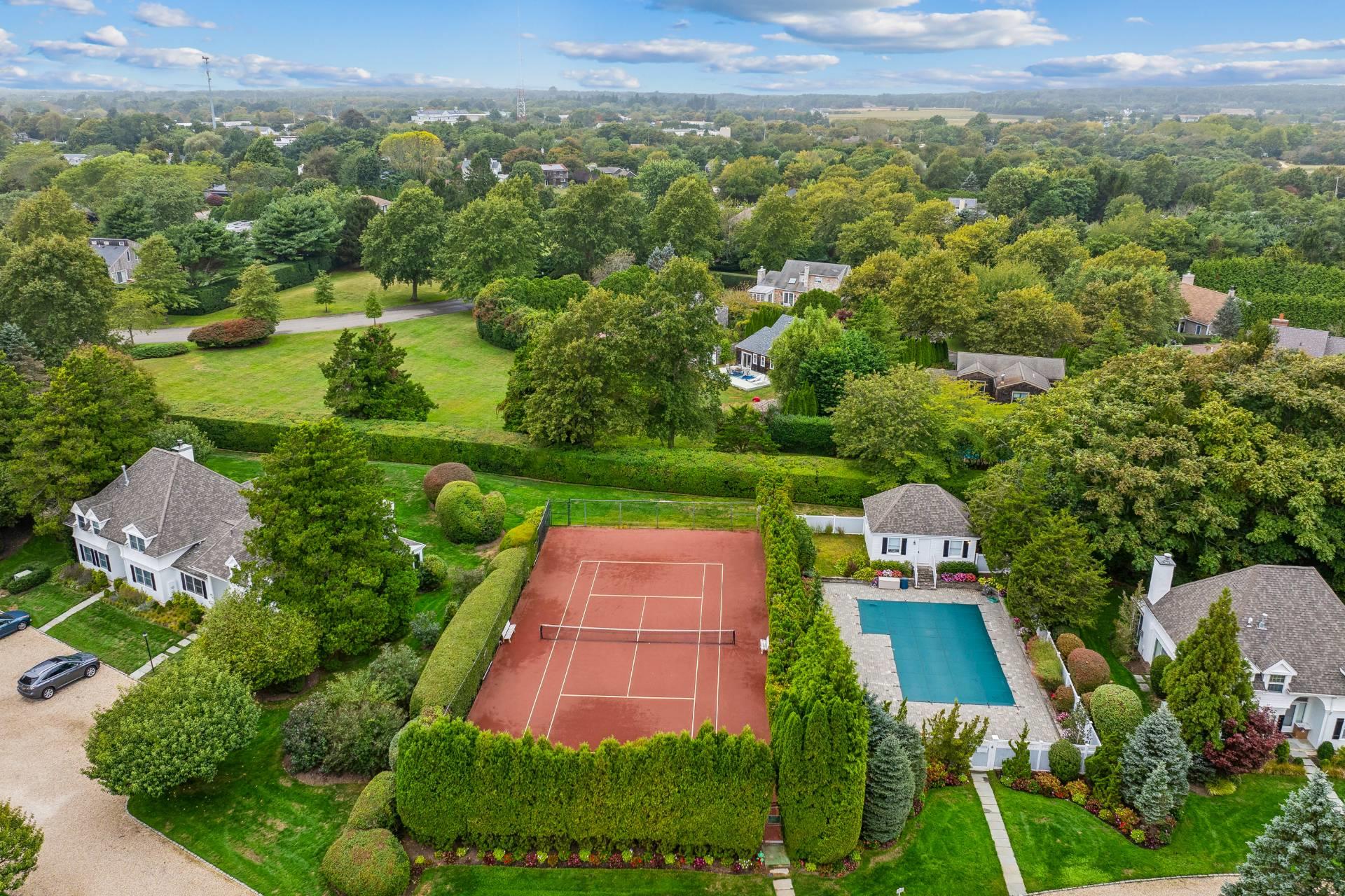 Property for Sale at Hampton Road 16, Southampton, Hamptons, NY - Bedrooms: 3 
Bathrooms: 3  - $2,295,000