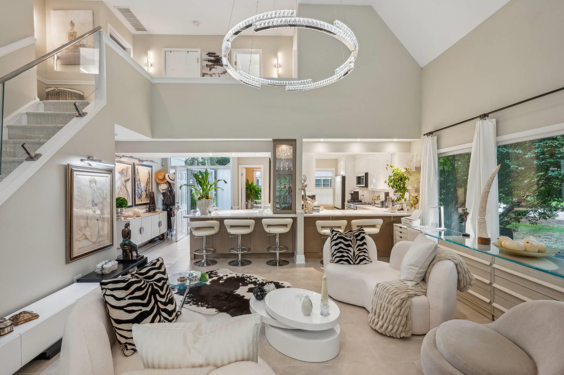 545 Hampton Road 16