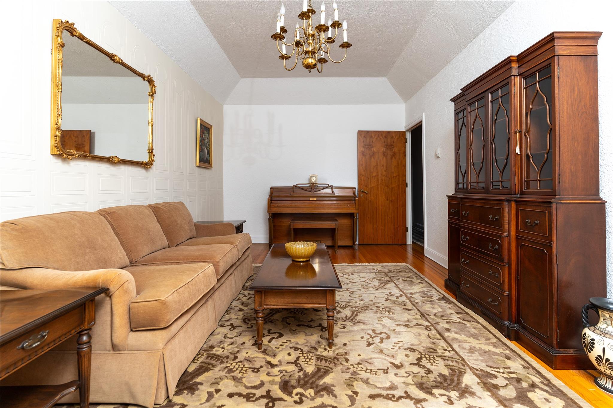 28-06 34th Avenue, Astoria, New York image 5
