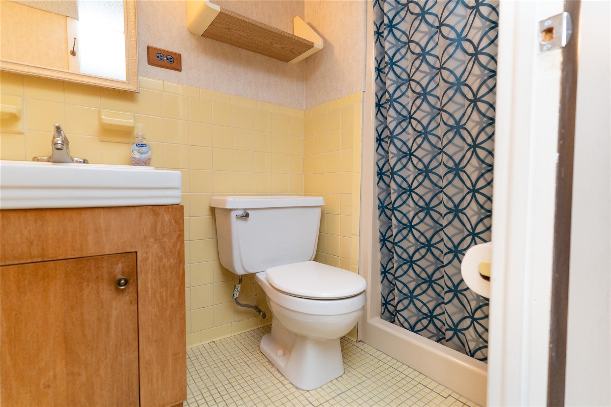 28-06 34th Avenue, Astoria, New York image 32