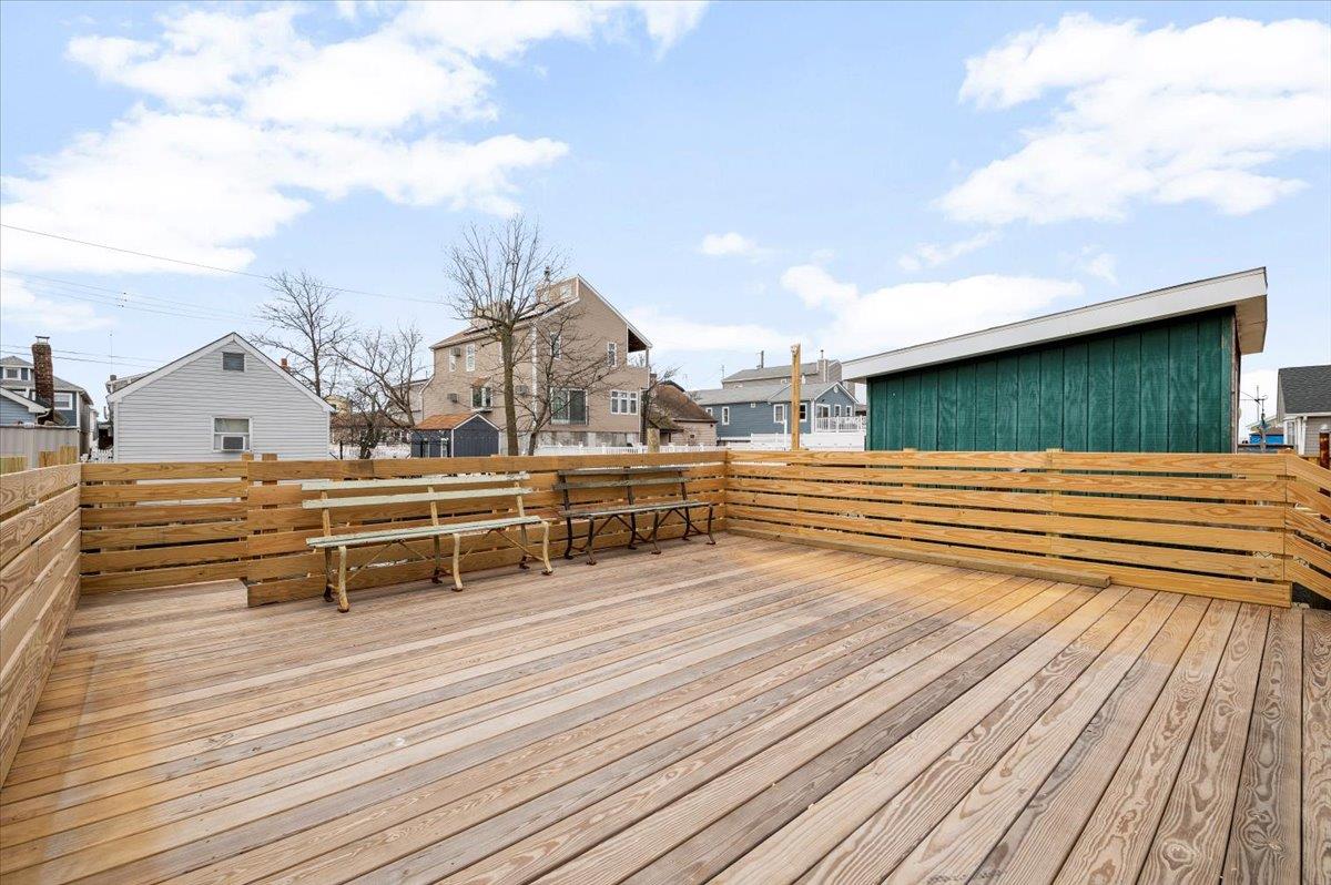 New York, New York 11693, United States, 3 Bedrooms Bedrooms, ,2 BathroomsBathrooms,Residential,Active,87477