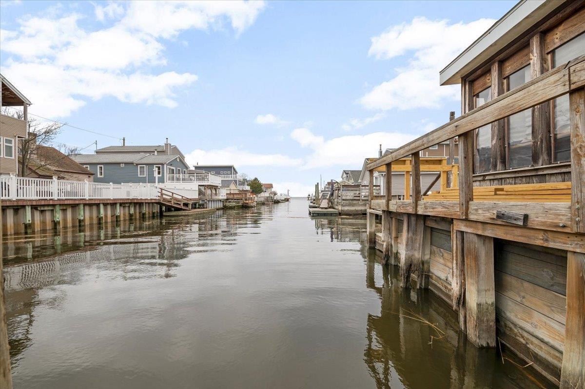 New York, New York 11693, United States, 3 Bedrooms Bedrooms, ,2 BathroomsBathrooms,Residential,Active,87477