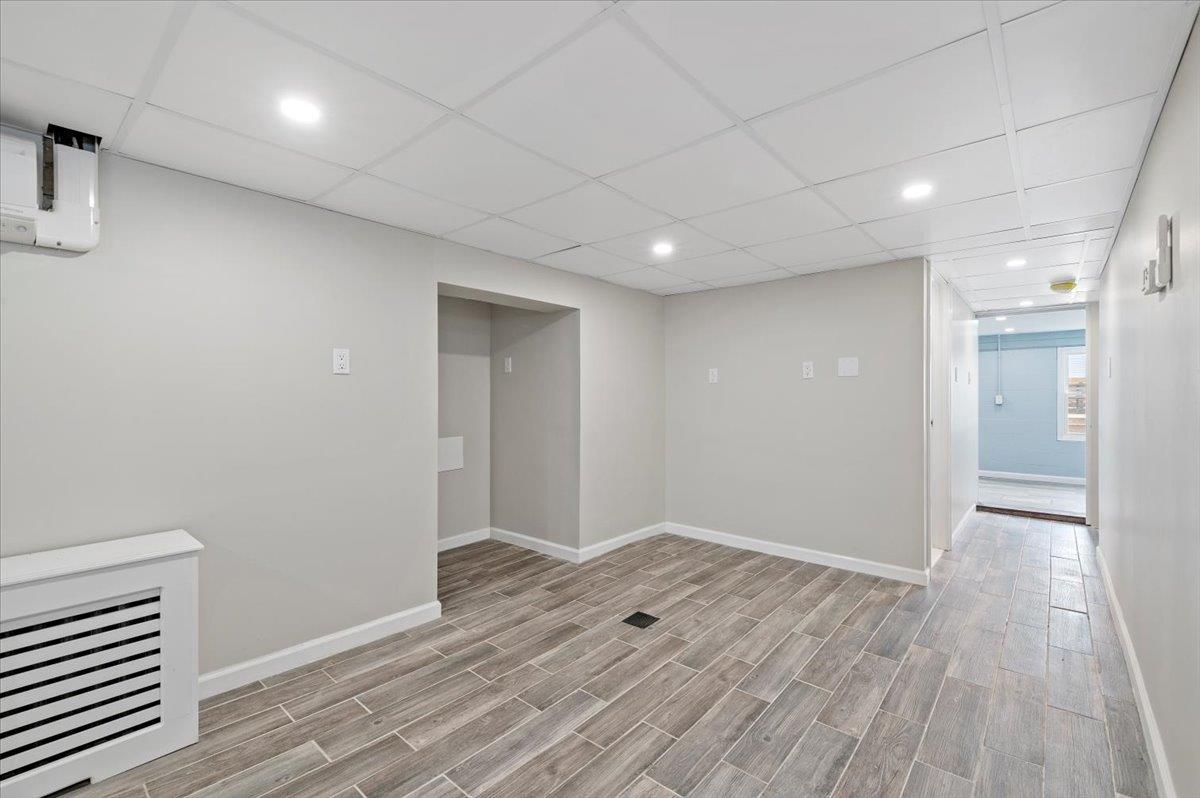 New York, New York 11693, United States, 3 Bedrooms Bedrooms, ,2 BathroomsBathrooms,Residential,Active,87477