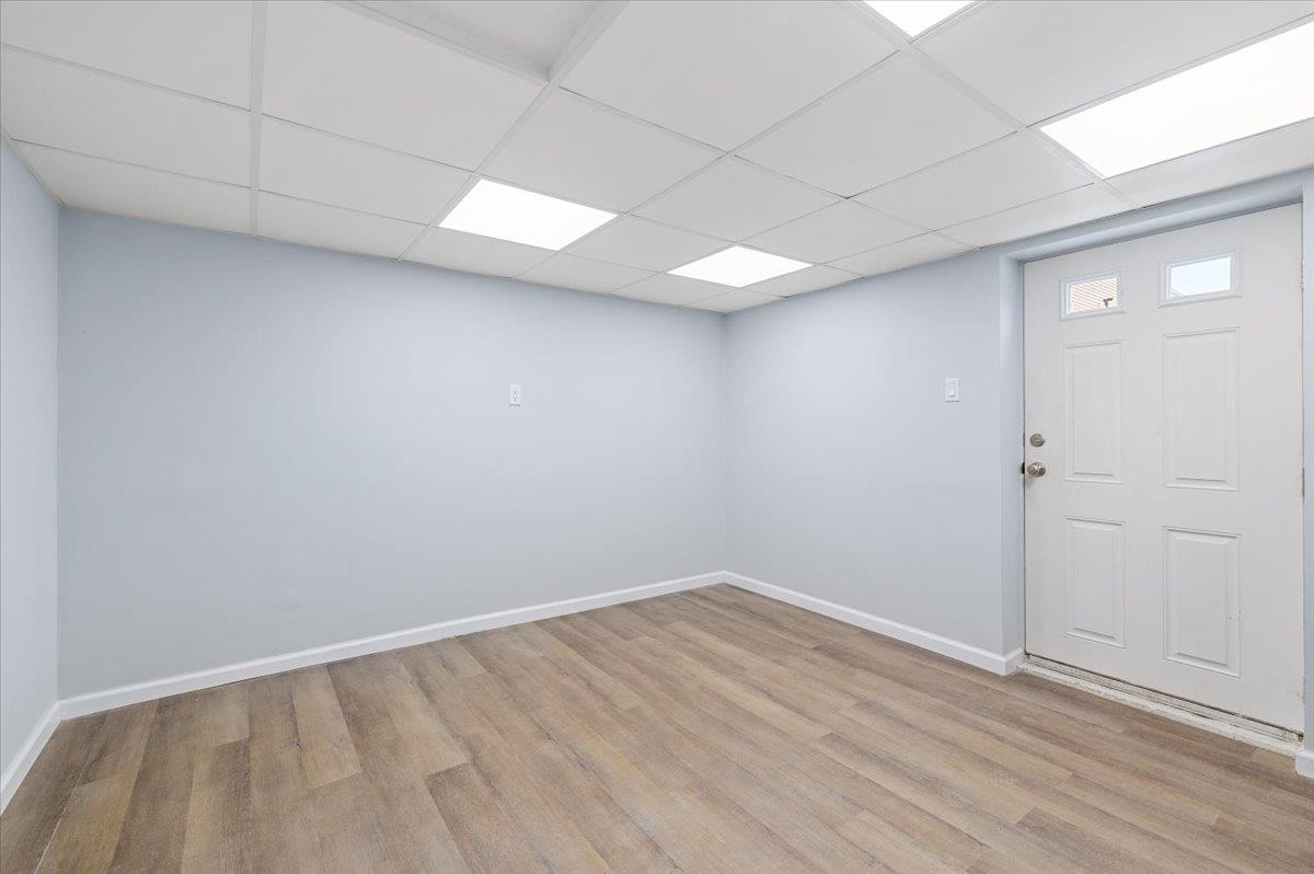 New York, New York 11693, United States, 3 Bedrooms Bedrooms, ,2 BathroomsBathrooms,Residential,Active,87477