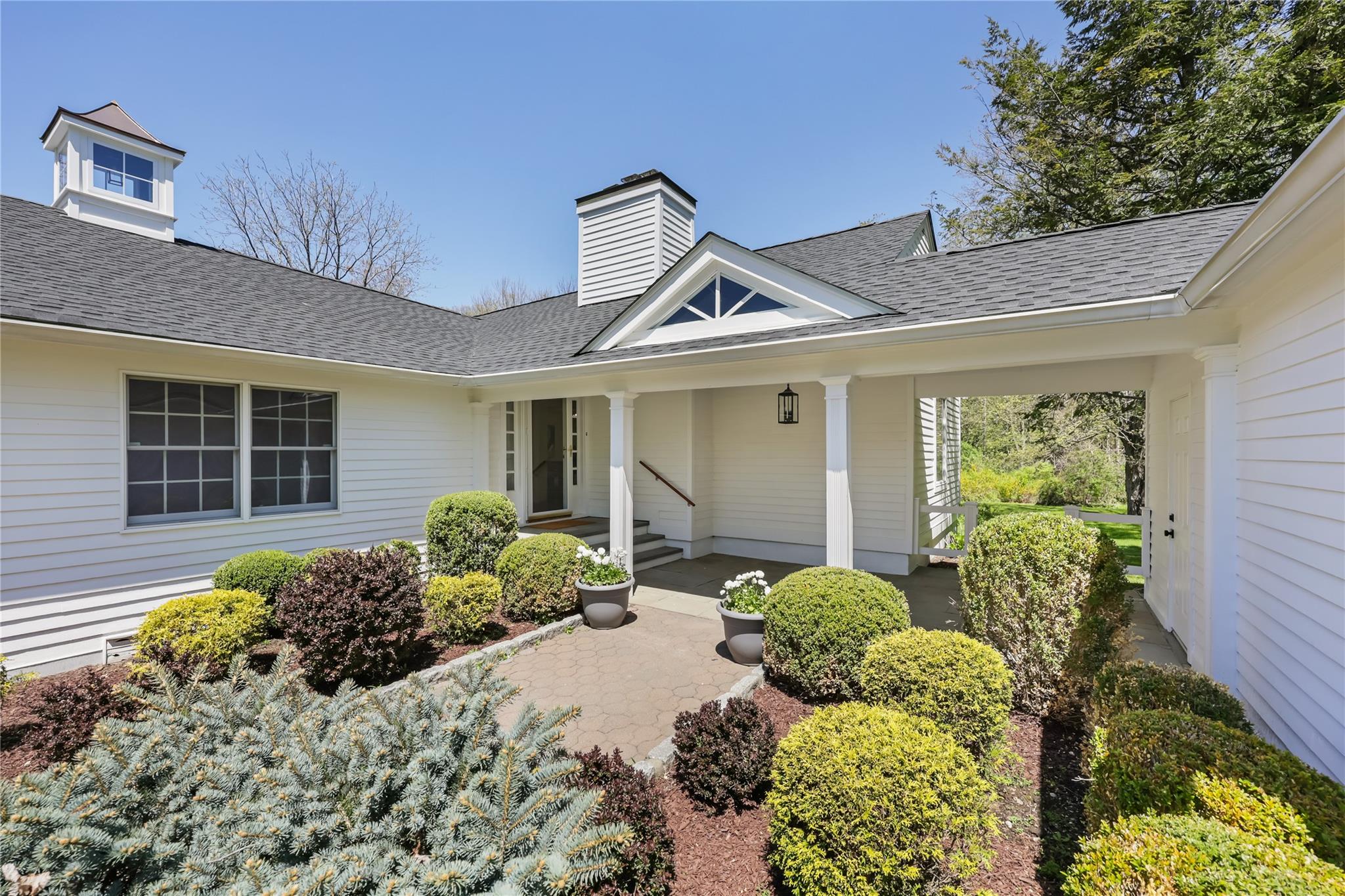 5 South Brook Road, Bedford, New York image 2