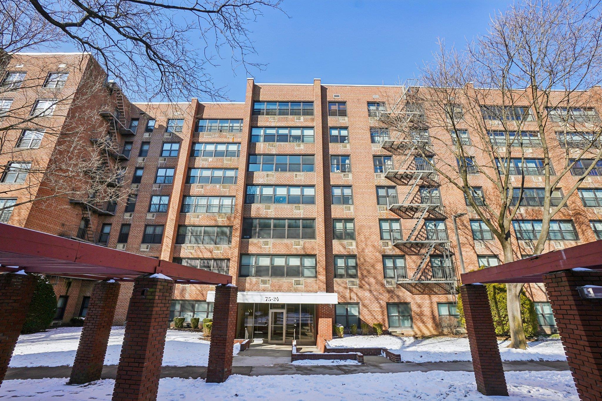 75-24 Bell Boulevard #3B, Bayside, New York image 1