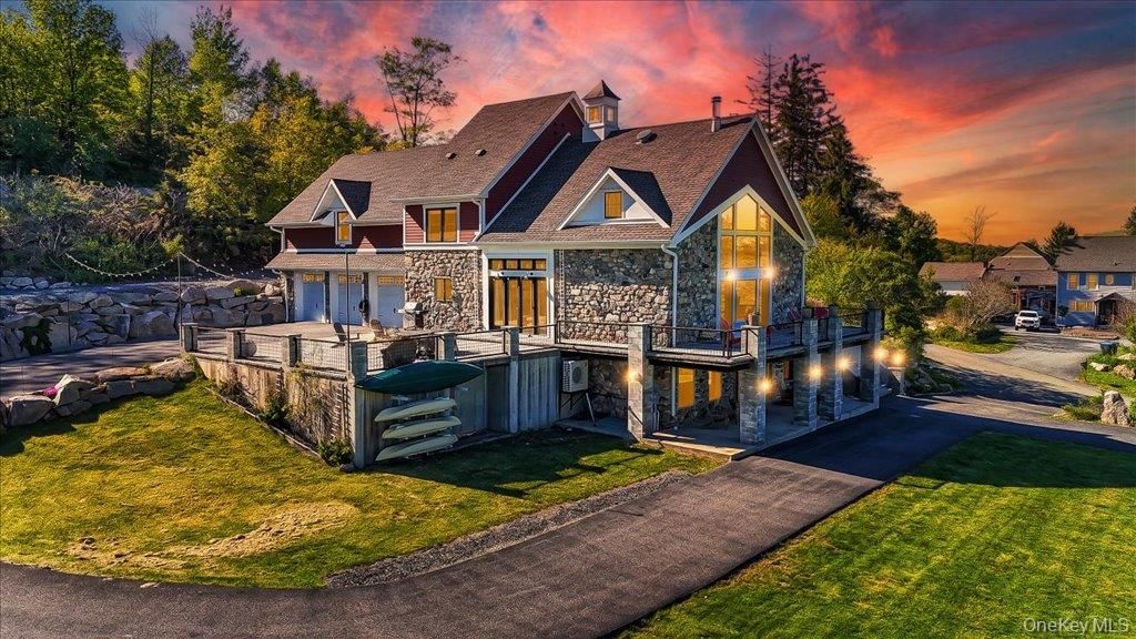 Photo of 9 Susan Court, Tuxedo Park, NY 10987 (MLS # 987362)