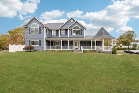Photo of 60 Steuben Boulevard, Nesconset, NY 11767 (MLS # 930913)