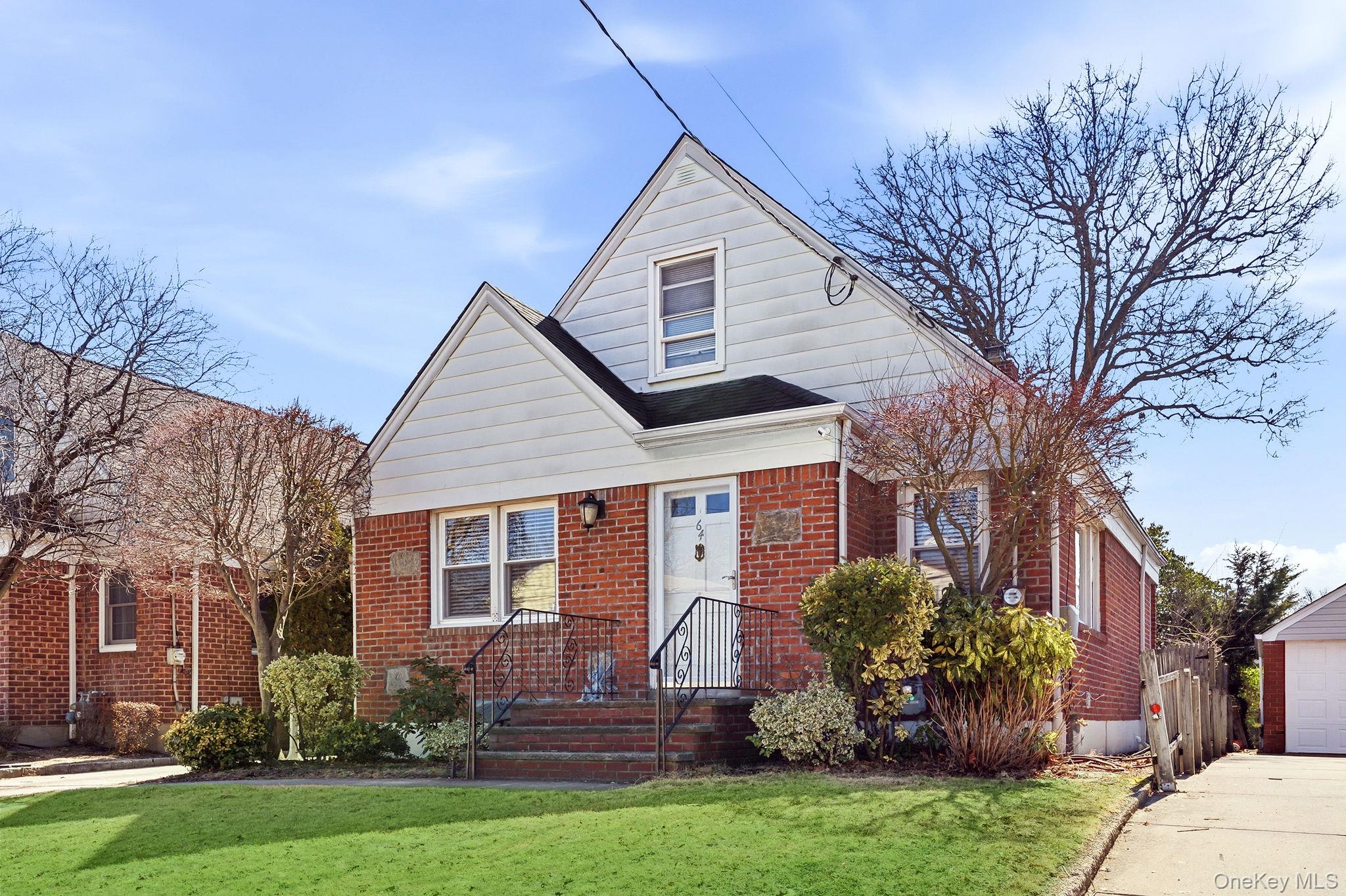 64 W Fenimore Street