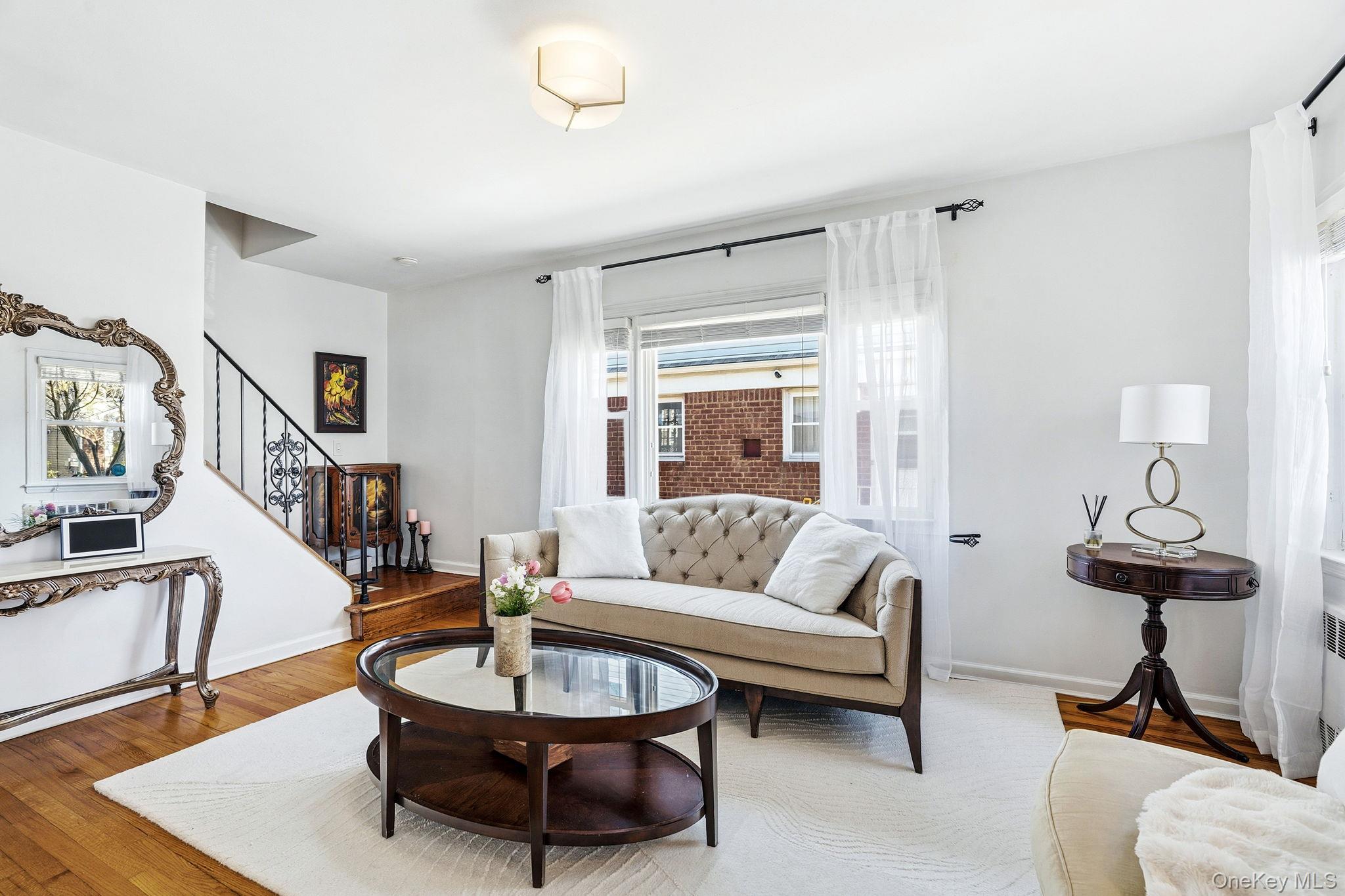 64 W Fenimore Street