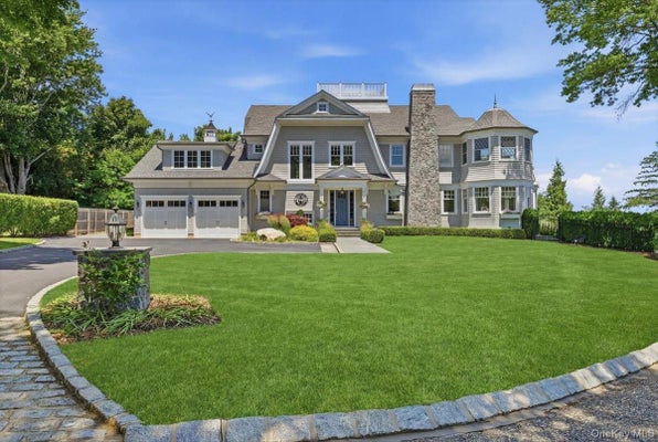 7 PRESTON LN, SETAUKET, NY 11733 - Image c846fe8dc61c77e7f7a9e7a26d80f4bb/2744602306