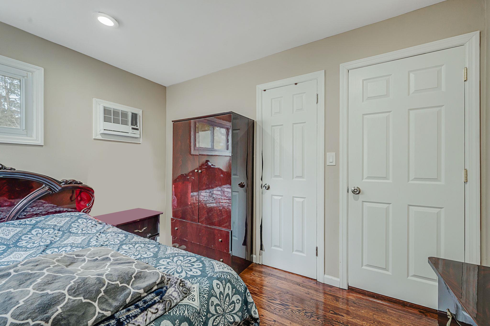 20 Marlon Avenue, Bethpage, New York image 18