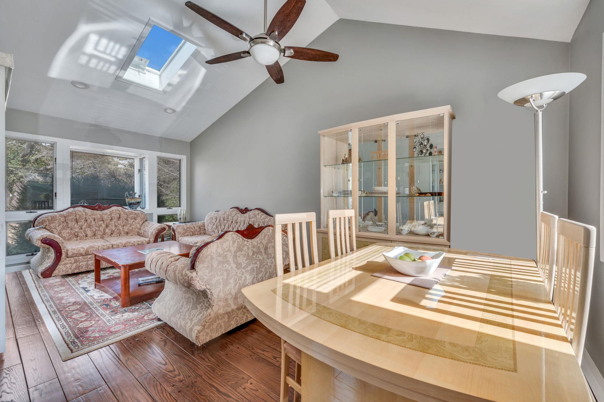 20 Marlon Avenue, Bethpage, New York image 8