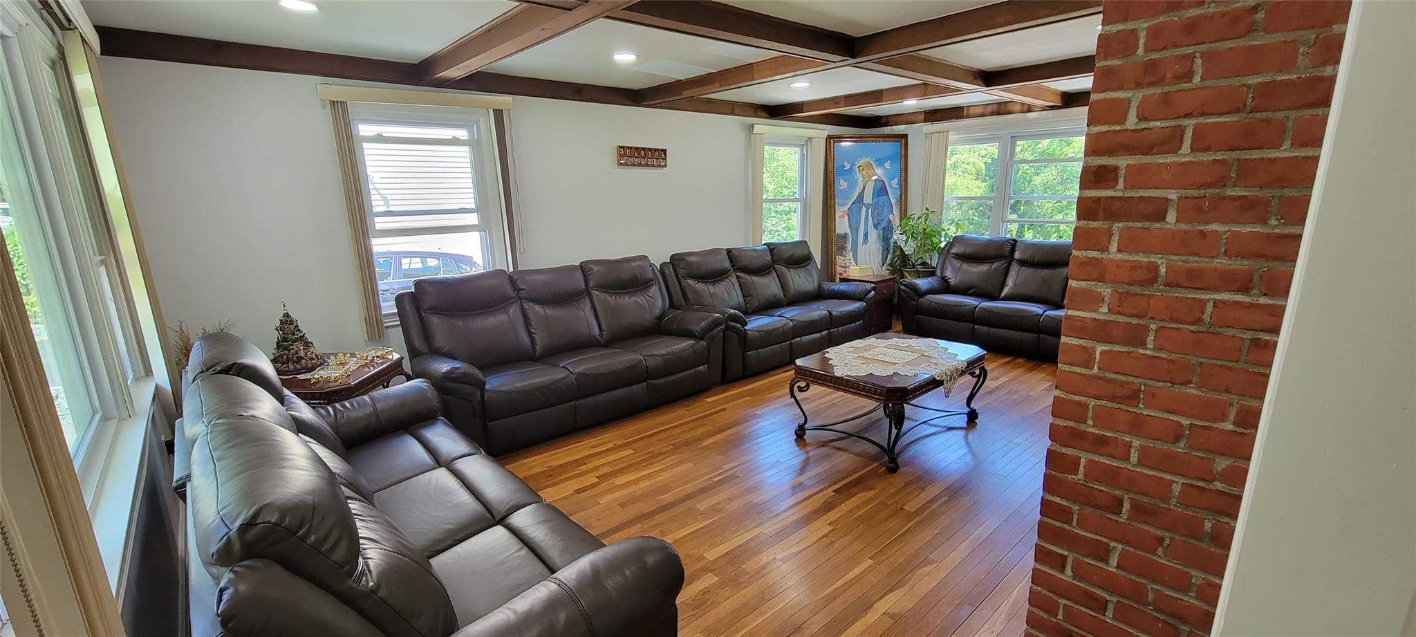 652 Scarsdale Road, Tuckahoe, New York image 6