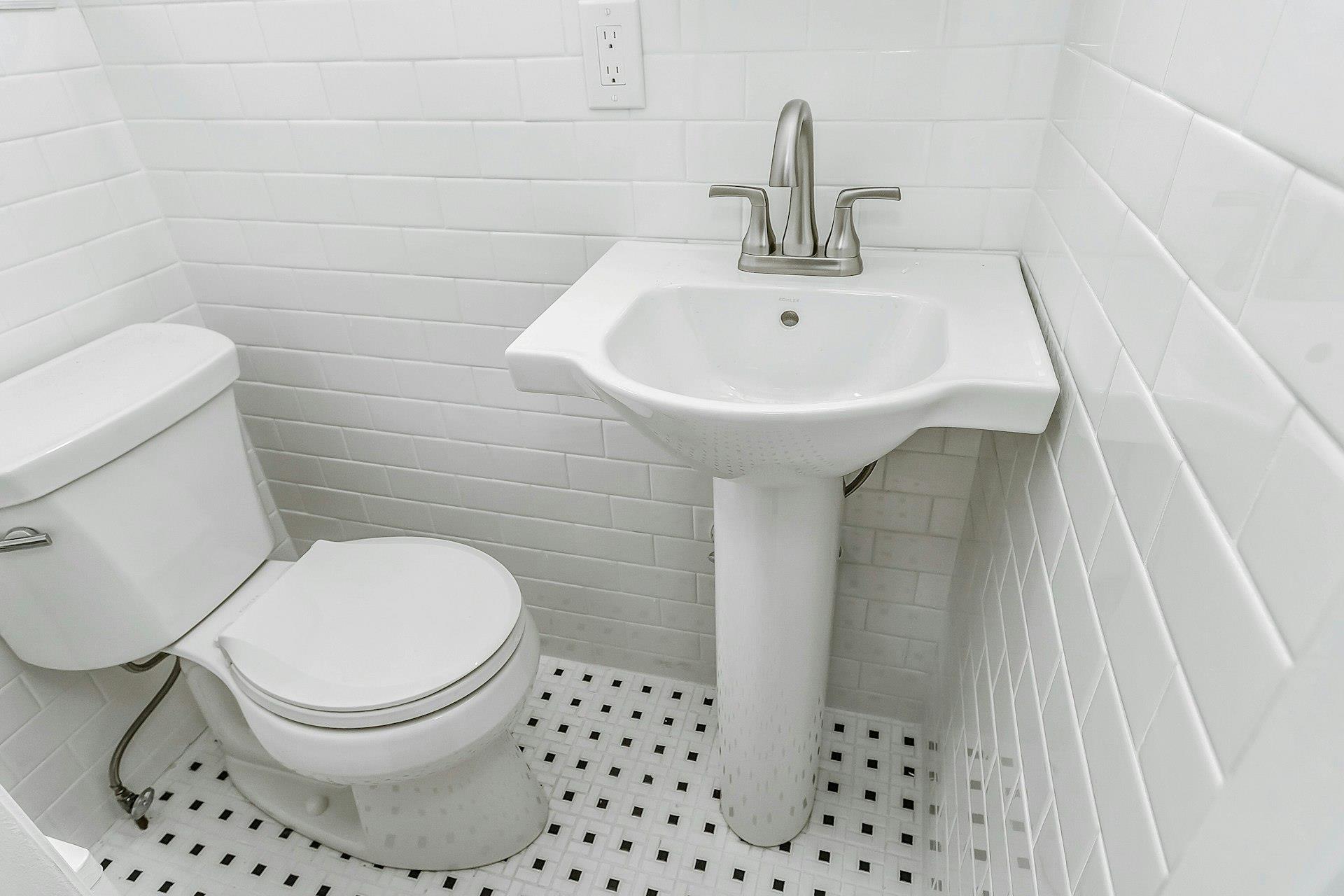 444 1st Avenue, Massapequa Park, New York image 12