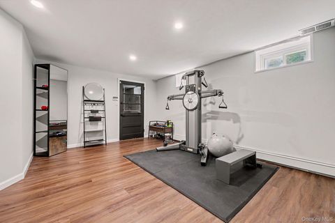 Tiny photo for 151 Devon Road, Bronxville, NY 10708 (MLS # 993836)
