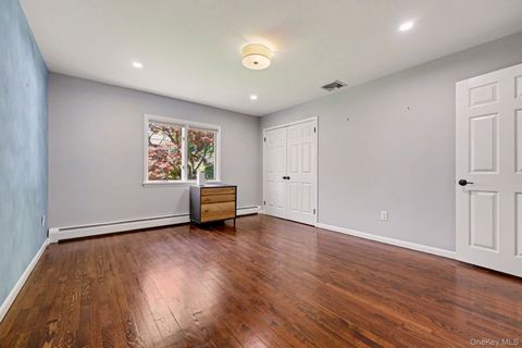Tiny photo for 151 Devon Road, Bronxville, NY 10708 (MLS # 993836)