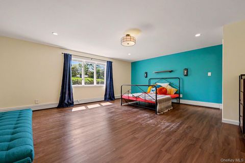 Tiny photo for 151 Devon Road, Bronxville, NY 10708 (MLS # 993836)