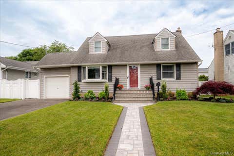 Homes For Sale - 94 Pacific Street<br/> Massapequa Park, NY 11762